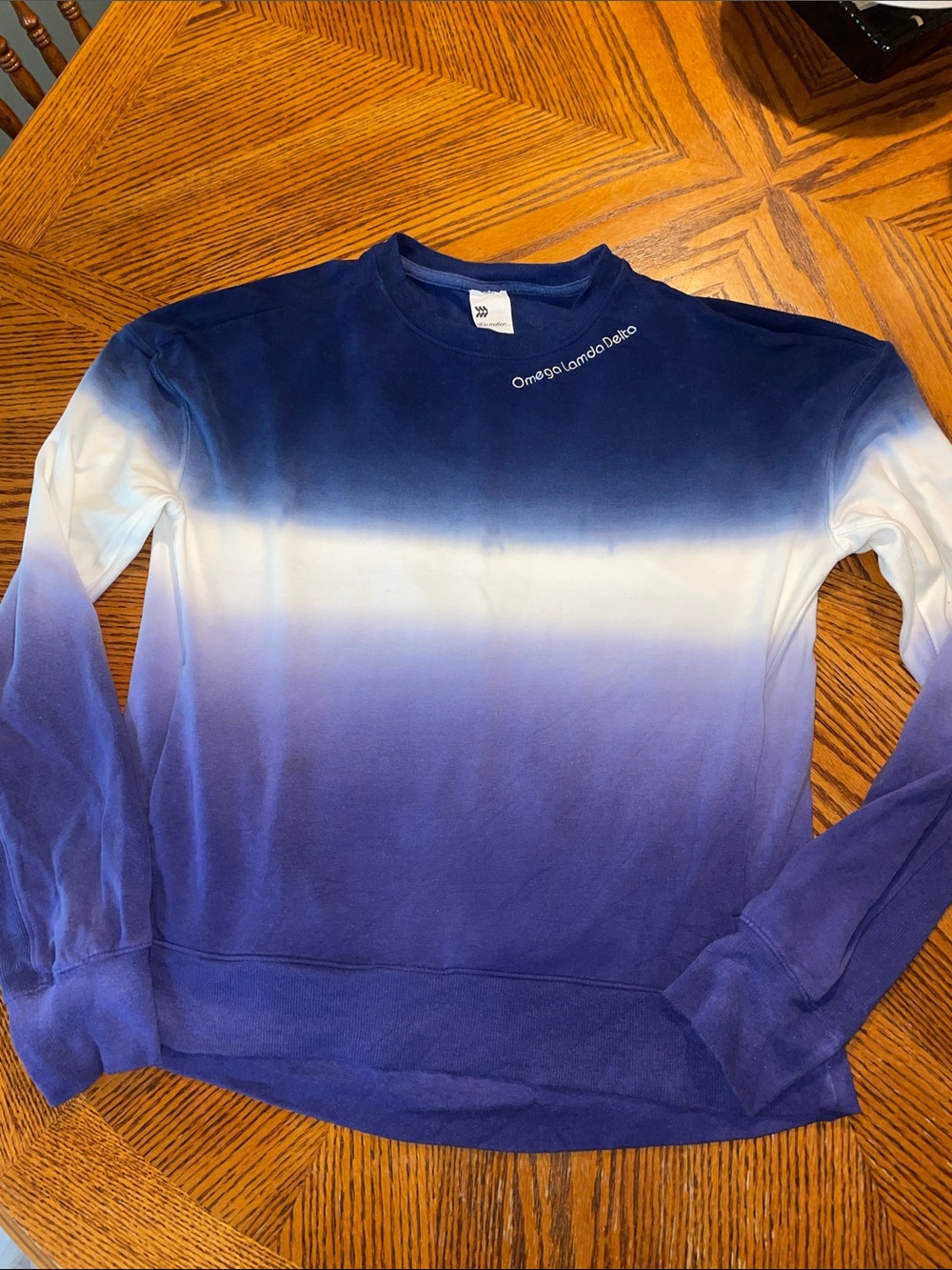 All in Motion sapphire dip dye Crew Neck Top size oversized xs would fit medium
